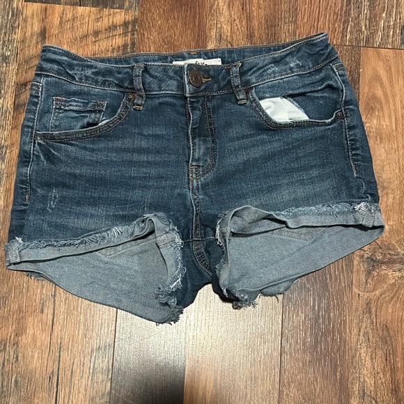 Jean shorts - Picture 3 of 3